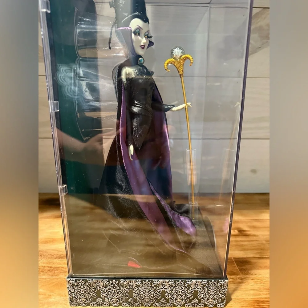 Disney Store Villains Designer Collection Maleficent Doll [Original Goth]